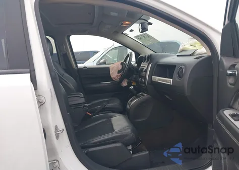 2014 Jeep Compass Latitude из США, поврежденный, VIN 1C4NJDEB7ED688681